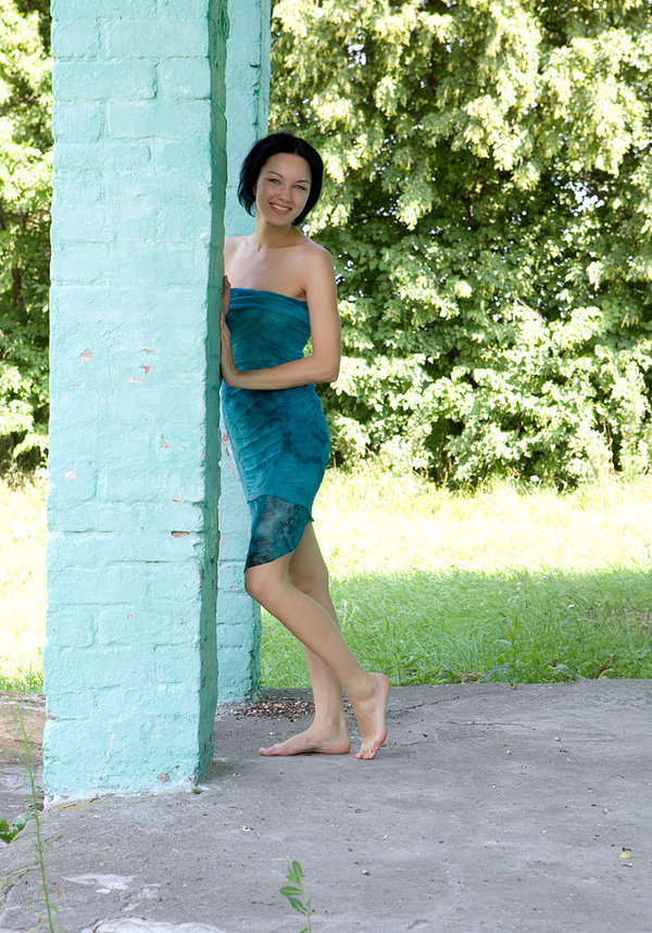 Нюша, 41